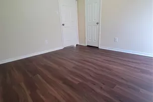 9350 Country Creek Dr, Houston, TX 77036 - Photo 8