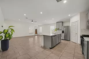 4002 Itzle Is Ct, Katy, TX 77494 - Photo 8