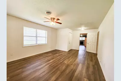 1307 Dwinnell Street, Baytown, TX 77520 - Photo 16