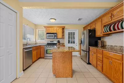 223 E Forest Avenue, Shoreacres, TX 77571 - Photo 4