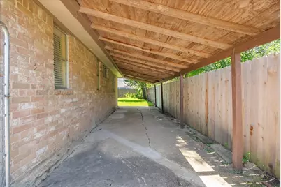 223 E Forest Avenue, Shoreacres, TX 77571 - Photo 18