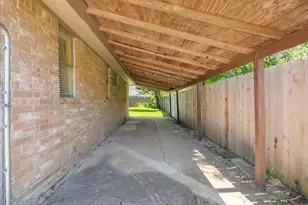 223 E Forest Ave, Shoreacres, TX 77571 - Photo 18