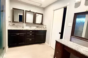 9770 Tappenbeck Dr, Houston, TX 77055 - Photo 10