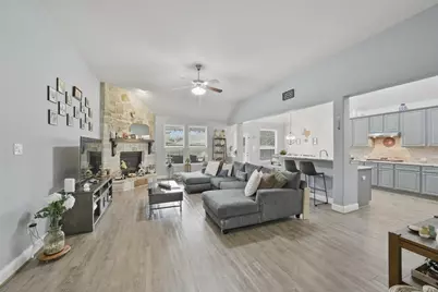 30014 Valley Terrace Drive, Fulshear, TX 77441 - Photo 10