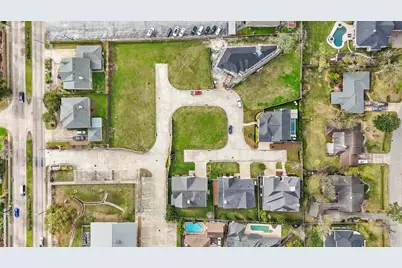 7907 S Villa Circle, Hilshire, TX 77055 - Photo 6
