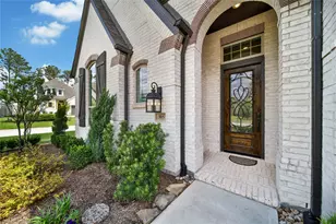 305 Mallory Ct, Montgomery, TX 77316 - Photo 2