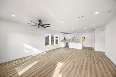 1807 Waco Street, Dayton, TX 77535 - Photo 4