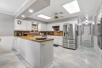 233 Pebble Creek, Livingston, TX 77351 - Photo 16