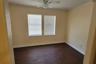3 Lovers Ln, Dayton, TX 77535 - Photo 8