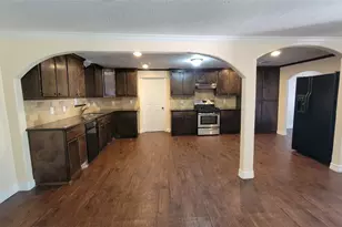 3 Lovers Ln, Dayton, TX 77535 - Photo 6