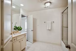 2814 Mid Ln, Houston, TX 77027 - Photo 40