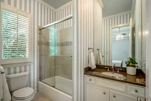 2814 Mid Ln, Houston, TX 77027 - Photo 32