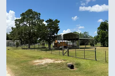 194 Meadowlark S, Palacios, TX 77465 - Photo 4