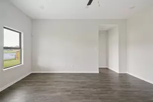 600 Danielle St, Dayton, TX 77535 - Photo 18