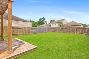2054 Sweet Melon Dr, Houston, TX 77090 - Photo 8