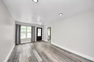 5903 Belneath St, Houston, TX 77033 - Photo 6