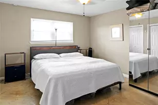 214 Yaupon Dr, Baytown, TX 77520 - Photo 8