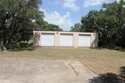 2160 Farm To Market Road 949, Alleyton, TX 78934 - Photo 12