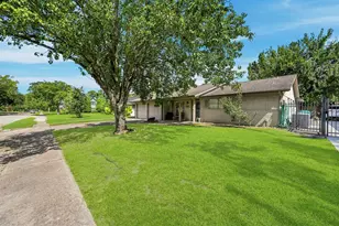 1114 Curtin St, Houston, TX 77018 - Photo 2