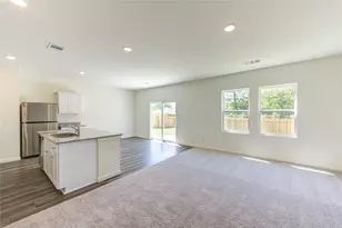 10207 Purple Daphne Ln, Houston, TX 77016 - Photo 8