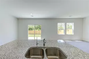 10207 Purple Daphne Ln, Houston, TX 77016 - Photo 14