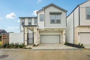3122 Quiet Sunset Dr, Houston, TX 77080 - Photo 2