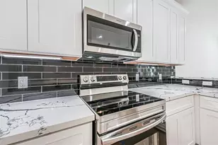 5317 Chennault Rd, Houston, TX 77033 - Photo 2