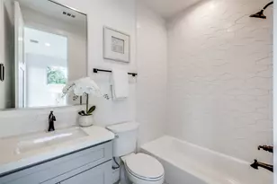 1822 Branard St, Houston, TX 77098 - Photo 32