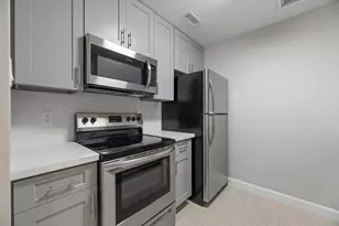 2250 Bering Dr, Houston, TX 77057 - Photo 10