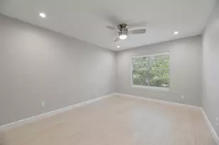 2250 Bering Dr, Houston, TX 77057 - Photo 4