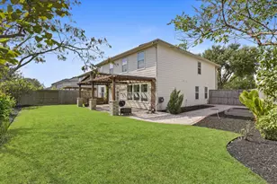 7934 Chatham Springs Ln, Cypress, TX 77433 - Photo 36