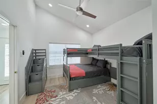 7117 Delesandri Dr, Hitchcock, TX 77563 - Photo 20