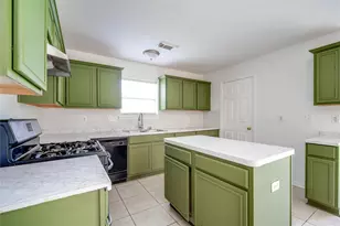 22810 W Waterlake Dr, Richmond, TX 77406 - Photo 8