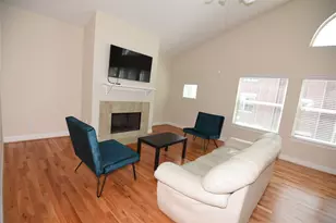 11607 Main Pine Dr, Houston, TX 77025 - Photo 6