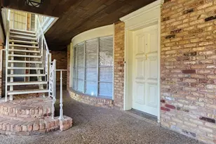 2727 Briarhurst Dr, Houston, TX 77057 - Photo 4