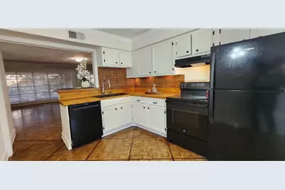 2727 Briarhurst Drive #1, Houston, TX 77057 - Photo 12