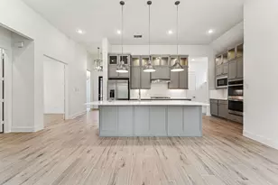 25932 N Outrider Banks, Montgomery, TX 77316 - Photo 2