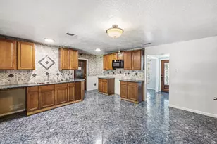 4422 Sandydale Ln, Houston, TX 77039 - Photo 6