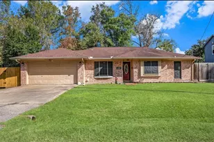 1027 Sycamore St, La Marque, TX 77568 - Photo 1