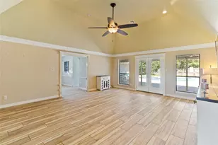 55 Silver Lace Ct, Lake Jackson, TX 77566 - Photo 8