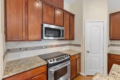 26928 Merlot River Drive, Kingwood, TX 77339 - Photo 12