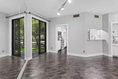 1931 Enterprise Avenue, League City, TX 77573 - Photo 14