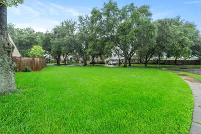 4719 Rainbow Run, Sugar Land, TX 77479 - Photo 24