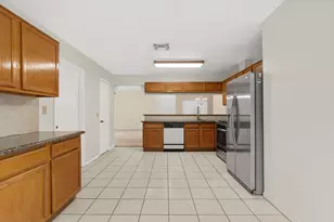 4719 Rainbow Run, Sugar Land, TX 77479 - Photo 6