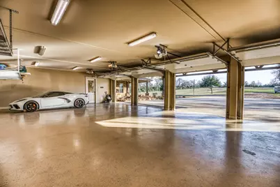 6892 Palm Road, Sealy, TX 77474 - Photo 10