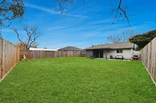 834 Ellington St, Houston, TX 77088 - Photo 30