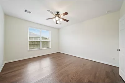 322 Lake Rim Drive, Rosenberg, TX 77469 - Photo 8