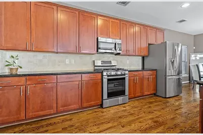 4413 Koehler  Street #B, Houston, TX 77007 - Photo 6