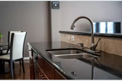 4413 Koehler  Street #B, Houston, TX 77007 - Photo 4