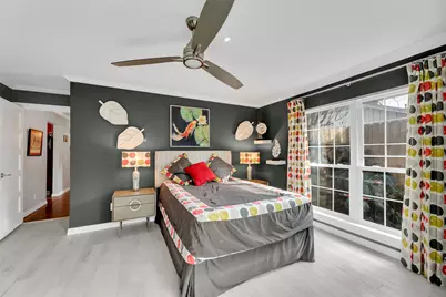 10155 Hazelhurst Drive, Houston, TX 77043 - Photo 24